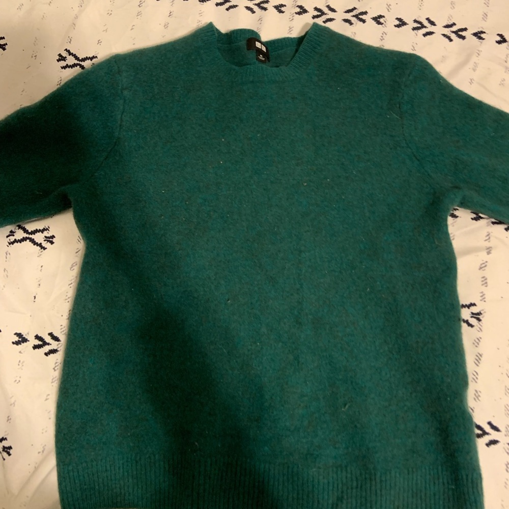 Wool green sweater